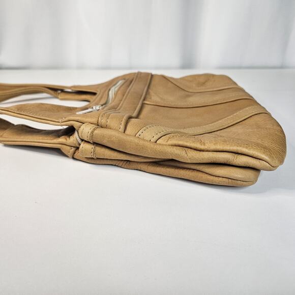 Vintage Soft Light Brown Leather 6 Pocket 2 Strap Whale Tail Lg Shoulder Bag - Picture 4 of 13